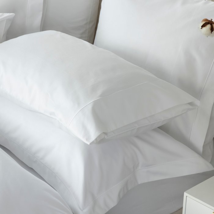 "Belledorm" 400tc Egyptian Cotton Pillow Cases    (4 options) - Image 3
